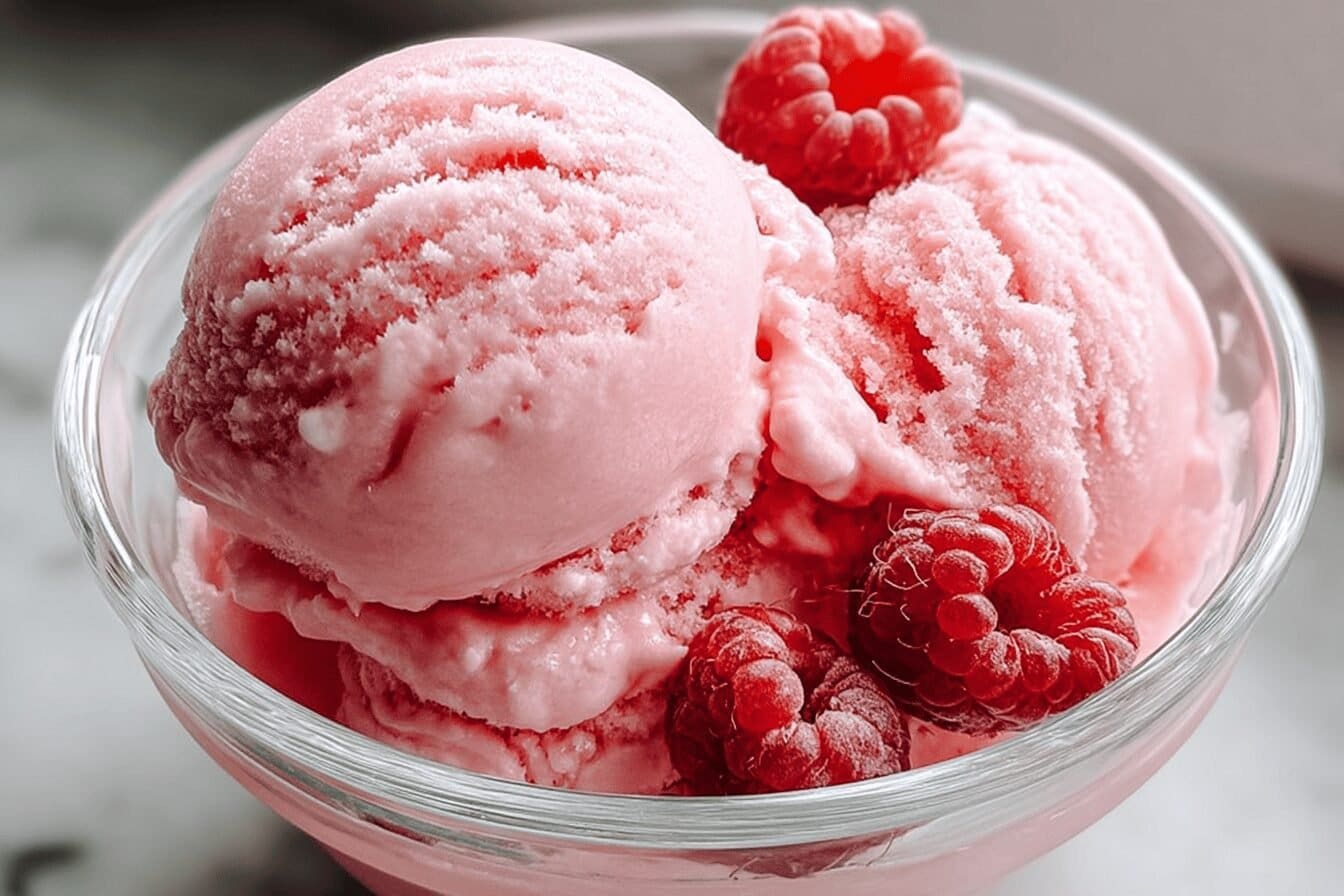 Raspberry Frozen Yogurt 37.Png