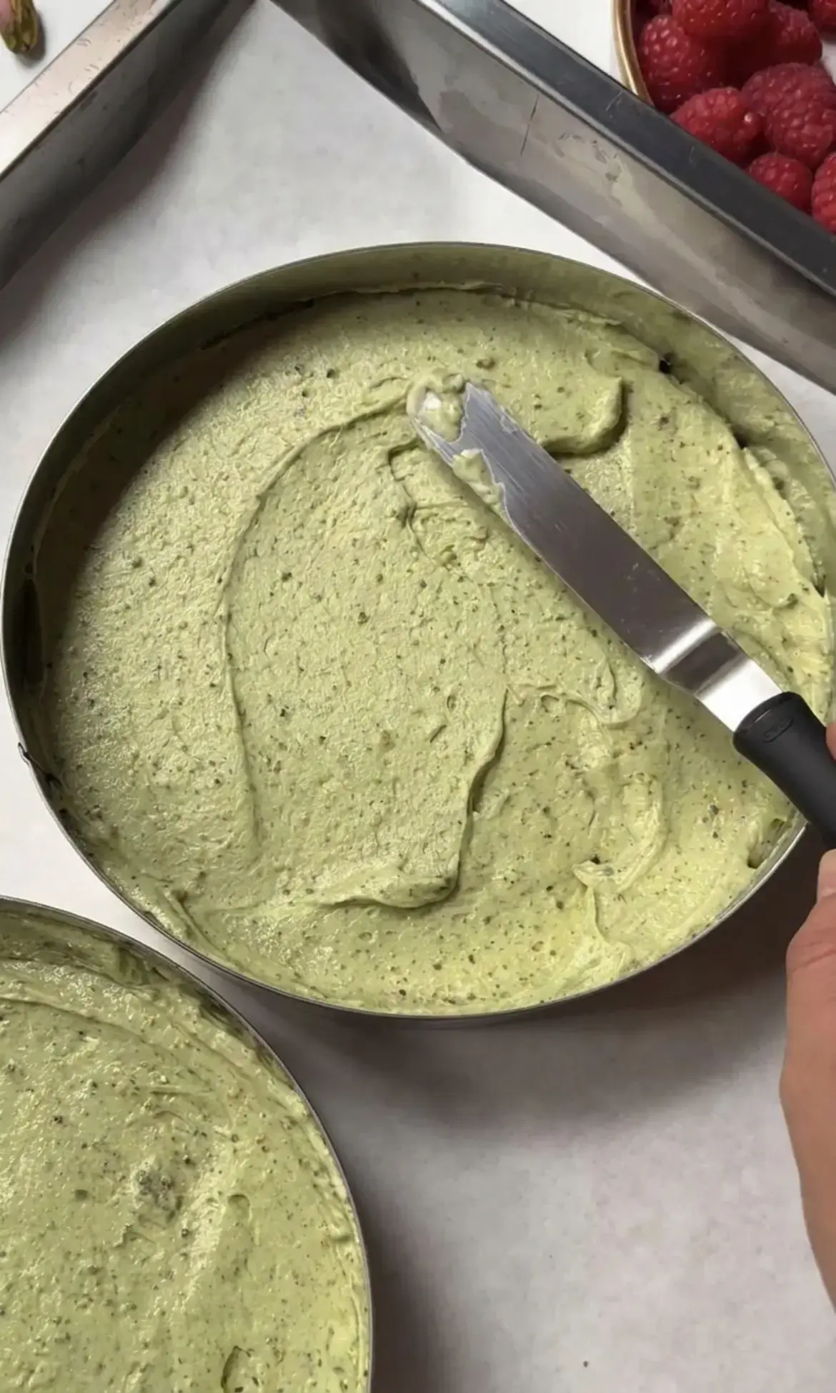 Pistachio Raspberry Cake, How To Make Pistachio Raspberry Cake